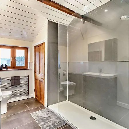 2 Bed In 88045 בית נופש